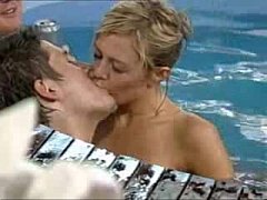 18++sexปาร์ตี้ไฮโซ ดื่มกินในสระน้ำหรู เย็ดสวิงกิ้งโชว์กันสนุกสุดเหวี่ยง